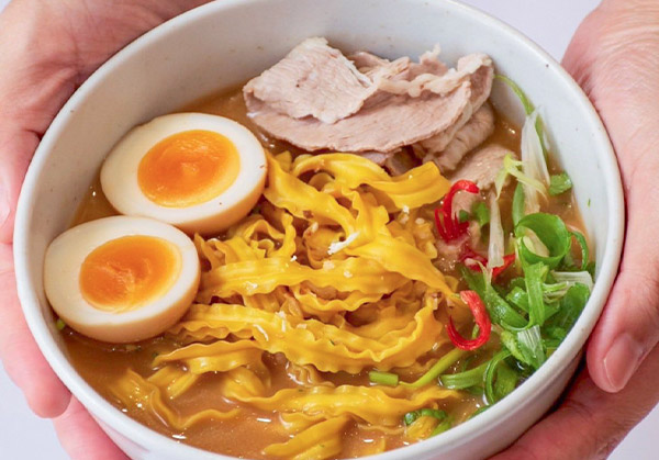 偷腐飴洋蔥拌麵